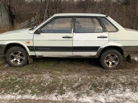 Белый ВАЗ 21099, объемом двигателя 1.5 л и пробегом 2 тыс. км за 1250 $, фото 1 на Automoto.ua
