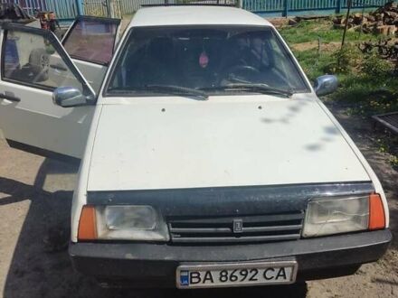 ВАЗ 21099 1996 у Благовіщенське (Ульяновка) на Automoto.ua Білий ВАЗ 21099, об'ємом двигуна 0 л та пробігом 250 тис. км за 1300 $, фото 1 на Automoto.ua