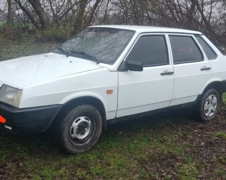 Белый ВАЗ 21099, объемом двигателя 1.5 л и пробегом 320 тыс. км за 709 $, фото 1 на Automoto.ua