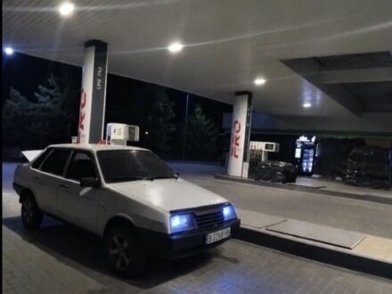 Білий ВАЗ 21099, об'ємом двигуна 1.5 л та пробігом 777 тис. км за 851 $, фото 1 на Automoto.ua