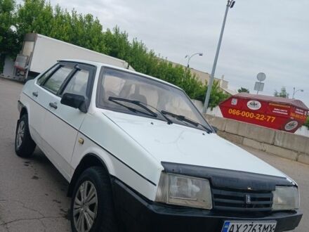 ВАЗ 21099 1996 в Полтаве на Automoto.ua Белый ВАЗ 21099, объемом двигателя 1.5 л и пробегом 100 тыс. км за 850 $, фото 1 на Automoto.ua