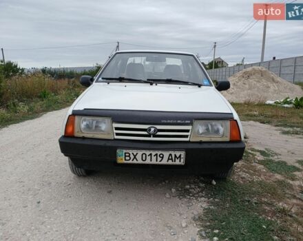 Белый ВАЗ 21099, объемом двигателя 1.5 л и пробегом 270 тыс. км за 999 $, фото 1 на Automoto.ua