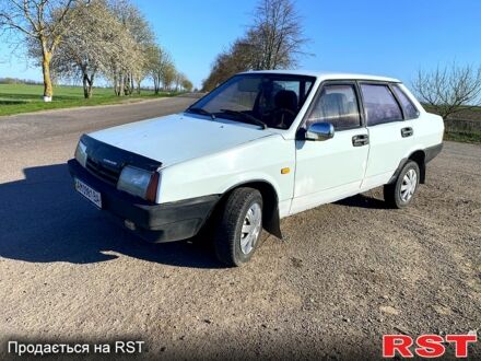 ВАЗ 21099 1997 в Тетиеве на Automoto.ua Белый ВАЗ 21099, объемом двигателя 1.5 л и пробегом 330 тыс. км за 750 $, фото 1 на Automoto.ua