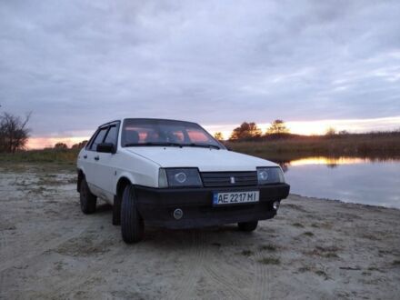 Білий ВАЗ 21099, об'ємом двигуна 1.5 л та пробігом 200 тис. км за 1650 $, фото 1 на Automoto.ua