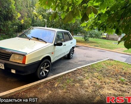 Білий ВАЗ 21099, об'ємом двигуна 1.5 л та пробігом 200 тис. км за 1000 $, фото 1 на Automoto.ua
