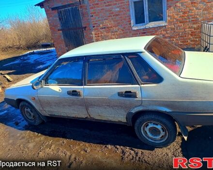 Белый ВАЗ 21099, объемом двигателя 1.5 л и пробегом 258 тыс. км за 800 $, фото 1 на Automoto.ua