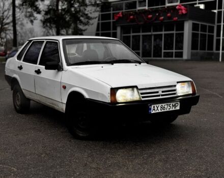 Белый ВАЗ 21099, объемом двигателя 1.5 л и пробегом 100 тыс. км за 900 $, фото 1 на Automoto.ua