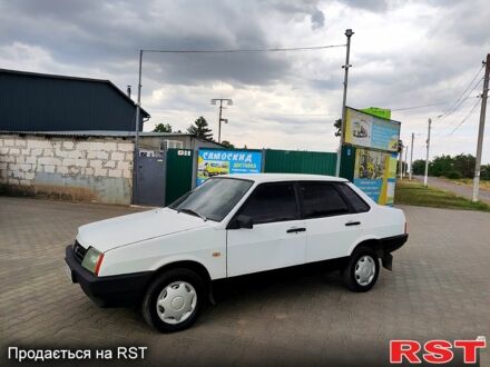 Белый ВАЗ 21099, объемом двигателя 1.5 л и пробегом 0 тыс. км за 800 $, фото 1 на Automoto.ua