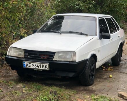 Белый ВАЗ 21099, объемом двигателя 1.5 л и пробегом 1000 тыс. км за 1151 $, фото 1 на Automoto.ua