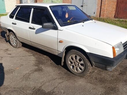 Белый ВАЗ 21099, объемом двигателя 0 л и пробегом 63 тыс. км за 2001 $, фото 1 на Automoto.ua