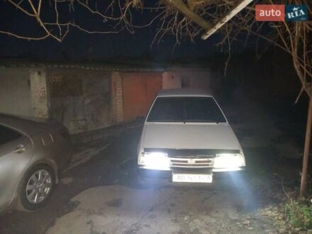 Белый ВАЗ 21099, объемом двигателя 1.6 л и пробегом 300 тыс. км за 1200 $, фото 1 на Automoto.ua