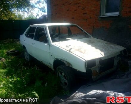 Білий ВАЗ 21099, об'ємом двигуна 1.5 л та пробігом 0 тис. км за 700 $, фото 1 на Automoto.ua