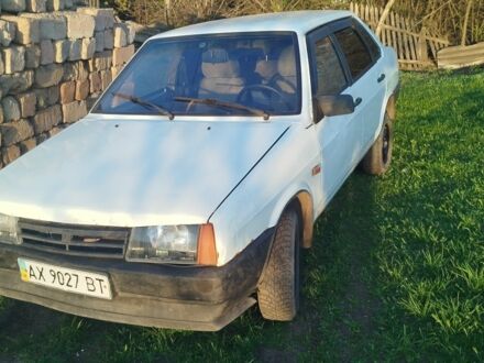 ВАЗ 21099 1999 в Доброполье на Automoto.ua Белый ВАЗ 21099, объемом двигателя 1.5 л и пробегом 234 тыс. км за 847 $, фото 1 на Automoto.ua
