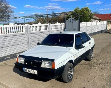 Белый ВАЗ 21099, объемом двигателя 1.5 л и пробегом 333 тыс. км за 1100 $, фото 1 на Automoto.ua