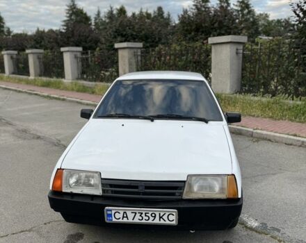 Белый ВАЗ 21099, объемом двигателя 1.5 л и пробегом 225 тыс. км за 1150 $, фото 1 на Automoto.ua