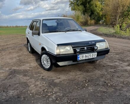 Белый ВАЗ 21099, объемом двигателя 1.5 л и пробегом 3 тыс. км за 1250 $, фото 1 на Automoto.ua