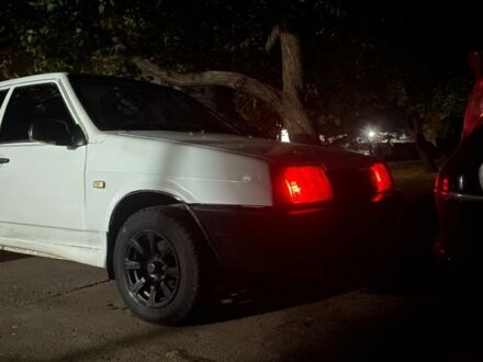 Белый ВАЗ 21099, объемом двигателя 1.5 л и пробегом 130 тыс. км за 1300 $, фото 1 на Automoto.ua