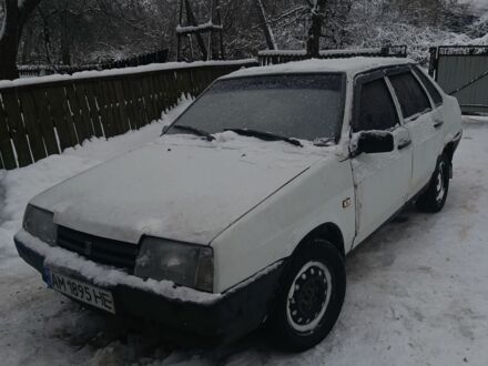 Білий ВАЗ 21099, об'ємом двигуна 1 л та пробігом 281 тис. км за 809 $, фото 1 на Automoto.ua