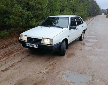 Белый ВАЗ 21099, объемом двигателя 1.5 л и пробегом 280 тыс. км за 1100 $, фото 1 на Automoto.ua