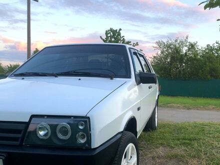 Білий ВАЗ 21099, об'ємом двигуна 1.6 л та пробігом 239 тис. км за 1890 $, фото 1 на Automoto.ua