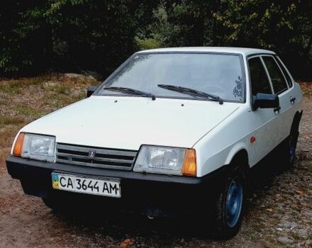 Білий ВАЗ 21099, об'ємом двигуна 0 л та пробігом 150 тис. км за 2000 $, фото 1 на Automoto.ua