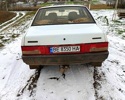 Белый ВАЗ 21099, объемом двигателя 1.6 л и пробегом 15400 тыс. км за 1800 $, фото 1 на Automoto.ua