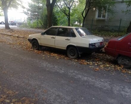 ВАЗ 21099 1996 у Львові на Automoto.ua Бежевий ВАЗ 21099, об'ємом двигуна 0 л та пробігом 250 тис. км за 669 $, фото 3 на Automoto.ua