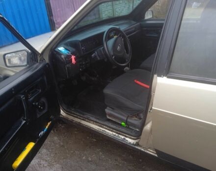 Бежевый ВАЗ 21099, объемом двигателя 1.5 л и пробегом 230 тыс. км за 1100 $, фото 4 на Automoto.ua