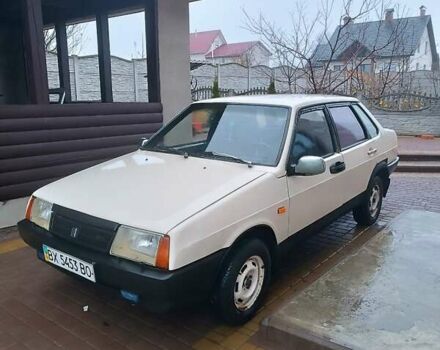 Бежевый ВАЗ 21099, объемом двигателя 1.5 л и пробегом 110 тыс. км за 1100 $, фото 8 на Automoto.ua