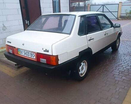 Бежевый ВАЗ 21099, объемом двигателя 1.5 л и пробегом 110 тыс. км за 1100 $, фото 2 на Automoto.ua