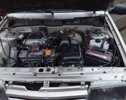 Бежевый ВАЗ 21099, объемом двигателя 1.5 л и пробегом 250 тыс. км за 400 $, фото 3 на Automoto.ua