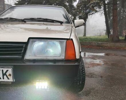 Бежевый ВАЗ 21099, объемом двигателя 1.5 л и пробегом 200 тыс. км за 1400 $, фото 3 на Automoto.ua