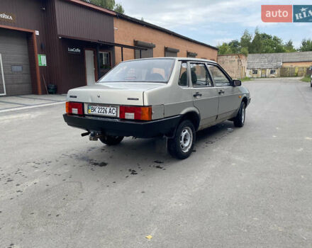 Бежевий ВАЗ 21099, об'ємом двигуна 1.6 л та пробігом 206 тис. км за 2350 $, фото 4 на Automoto.ua