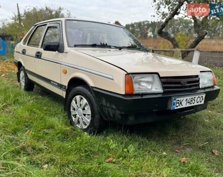 Бежевий ВАЗ 21099, об'ємом двигуна 1.6 л та пробігом 92 тис. км за 1300 $, фото 1 на Automoto.ua