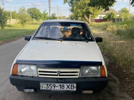 ВАЗ 21099 1996 в Лозовой на Automoto.ua Бежевый ВАЗ 21099, объемом двигателя 1.5 л и пробегом 350 тыс. км за 1800 $, фото 1 на Automoto.ua