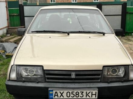 Бежевый ВАЗ 21099, объемом двигателя 1.5 л и пробегом 110 тыс. км за 1500 $, фото 1 на Automoto.ua