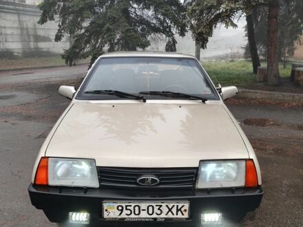 Бежевый ВАЗ 21099, объемом двигателя 0 л и пробегом 200 тыс. км за 1400 $, фото 1 на Automoto.ua