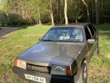 ВАЗ 21099 2002 у Бердичеве на Automoto.ua Бежевий ВАЗ 21099, об'ємом двигуна 1.5 л та пробігом 120 тис. км за 800 $, фото 1 на Automoto.ua