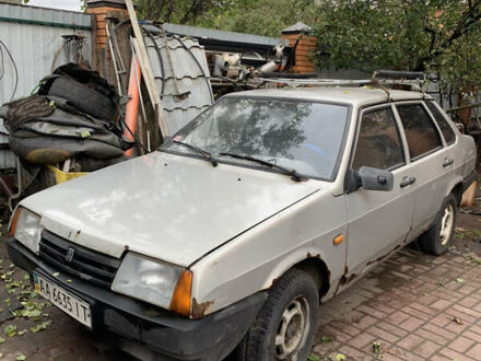 ВАЗ 21099 2009 в Обухове на Automoto.ua Бежевый ВАЗ 21099, объемом двигателя 1.6 л и пробегом 180 тыс. км за 1100 $, фото 1 на Automoto.ua