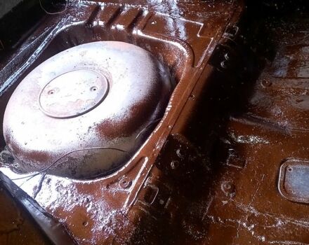 Черный ВАЗ 21099, объемом двигателя 1.5 л и пробегом 230 тыс. км за 800 $, фото 6 на Automoto.ua