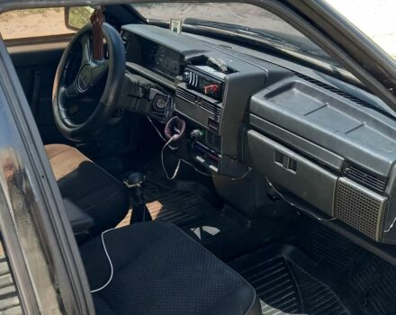 Черный ВАЗ 21099, объемом двигателя 1.5 л и пробегом 3 тыс. км за 650 $, фото 2 на Automoto.ua