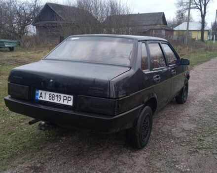 Черный ВАЗ 21099, объемом двигателя 1.5 л и пробегом 230 тыс. км за 1108 $, фото 6 на Automoto.ua