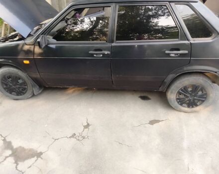 Чорний ВАЗ 21099, об'ємом двигуна 1.5 л та пробігом 5 тис. км за 1069 $, фото 4 на Automoto.ua