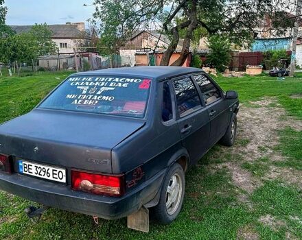 Черный ВАЗ 21099, объемом двигателя 1.5 л и пробегом 250 тыс. км за 1500 $, фото 2 на Automoto.ua
