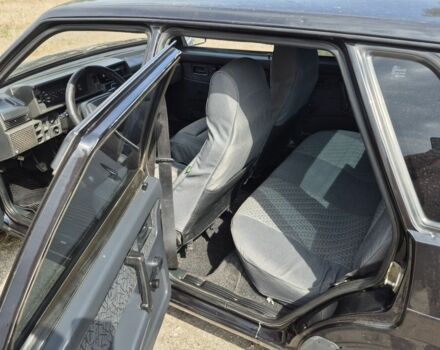 Черный ВАЗ 21099, объемом двигателя 1.5 л и пробегом 148 тыс. км за 2400 $, фото 4 на Automoto.ua