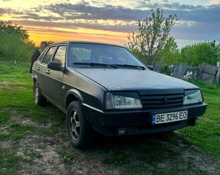 Черный ВАЗ 21099, объемом двигателя 1.5 л и пробегом 250 тыс. км за 1500 $, фото 1 на Automoto.ua