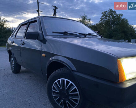 Черный ВАЗ 21099, объемом двигателя 1.5 л и пробегом 126 тыс. км за 1350 $, фото 2 на Automoto.ua