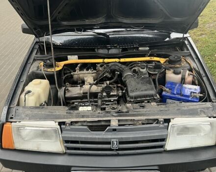 Чорний ВАЗ 21099, об'ємом двигуна 1.6 л та пробігом 250 тис. км за 1299 $, фото 7 на Automoto.ua