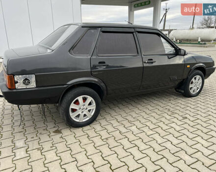 Черный ВАЗ 21099, объемом двигателя 1.5 л и пробегом 220 тыс. км за 1650 $, фото 3 на Automoto.ua