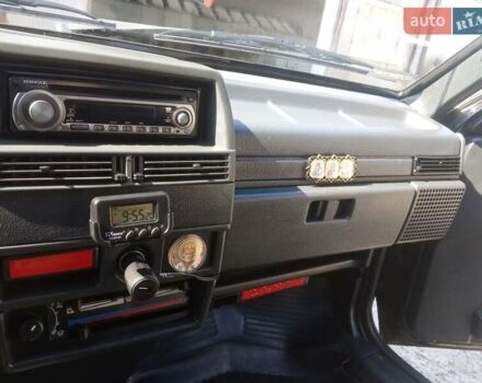 Черный ВАЗ 21099, объемом двигателя 1.5 л и пробегом 102 тыс. км за 3200 $, фото 5 на Automoto.ua